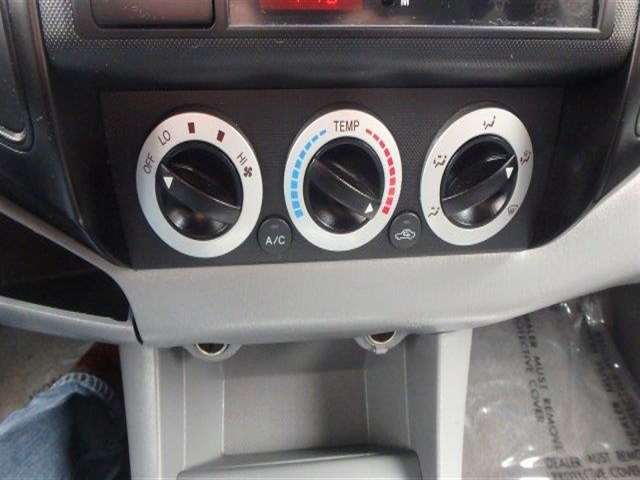 2007 Toyota Tacoma V6 4dr Access Cab 4WD 6.1 ft. SB (4L V6 5A)